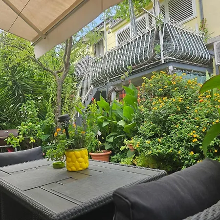 Veky 3 Apartment Split