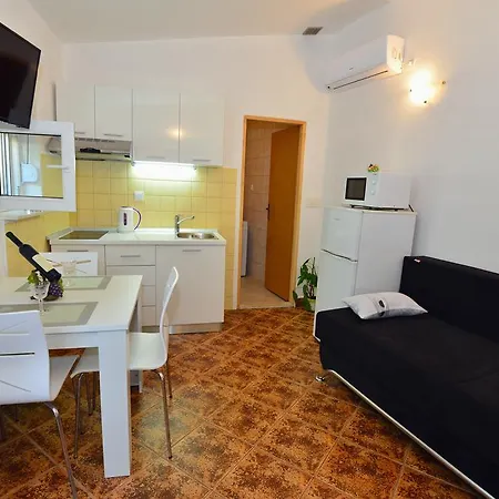 Veky 3 Apartman